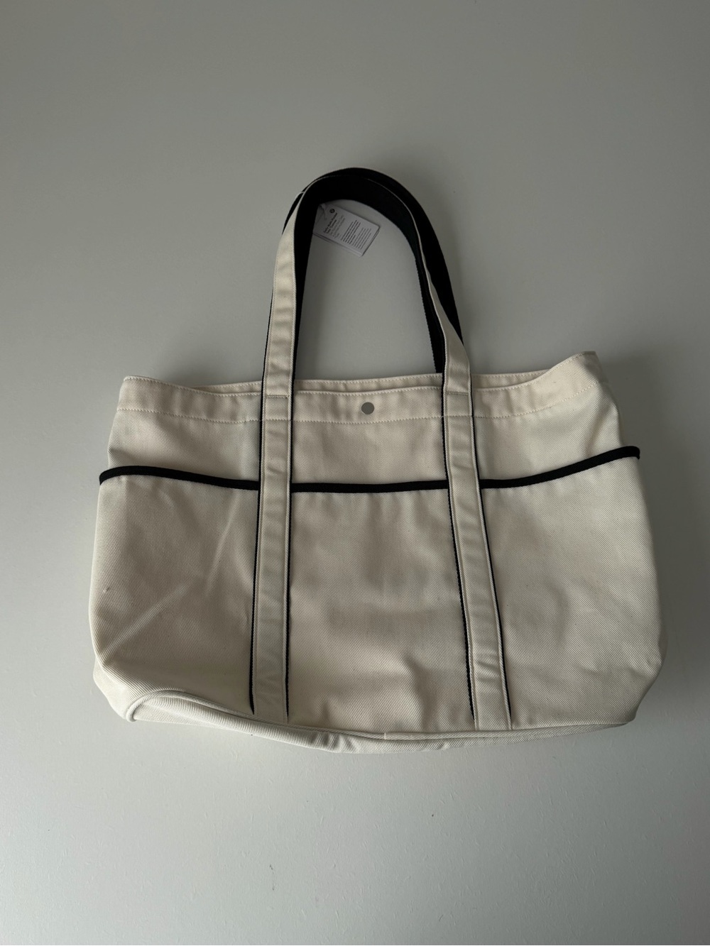 NWT Lululemon Daily Multi Pocket Tote Canvas - Picture 6 of 9